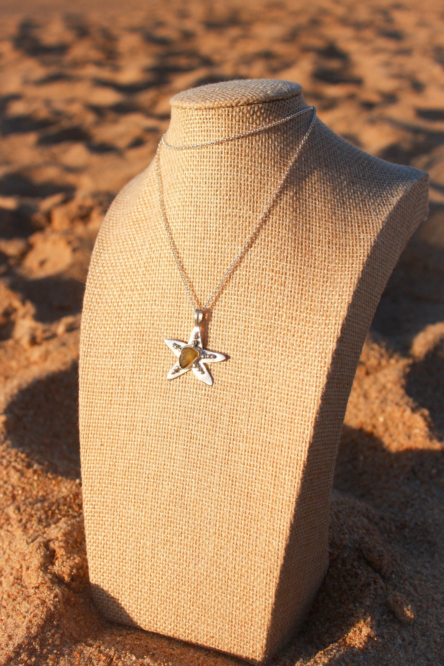 Colgante Estrella Júpiter con Seaglass amarillo