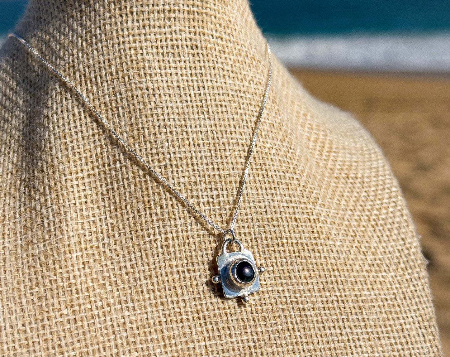 Colgante mini con Perla Negra