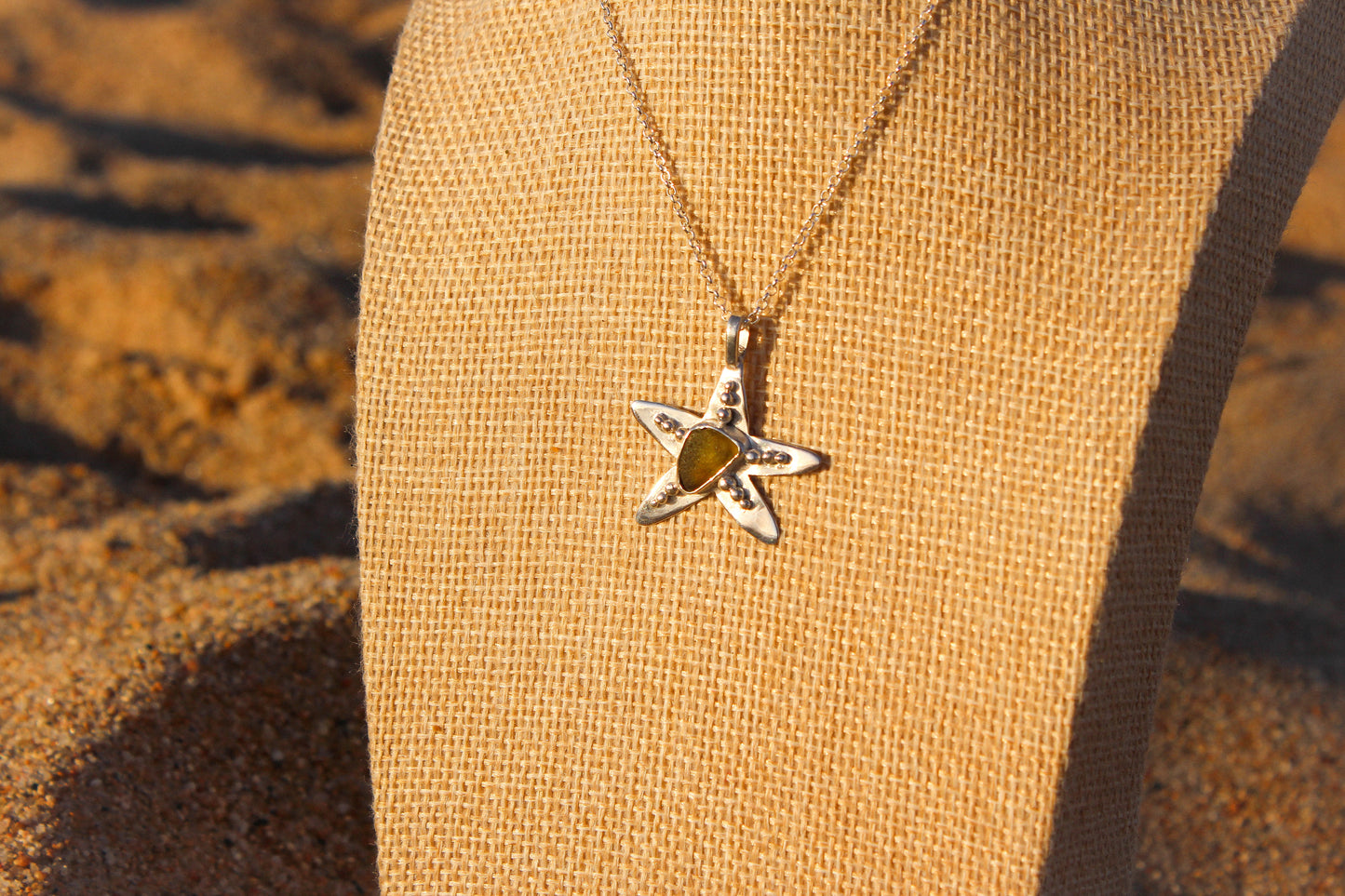 Colgante Estrella Júpiter con Seaglass amarillo