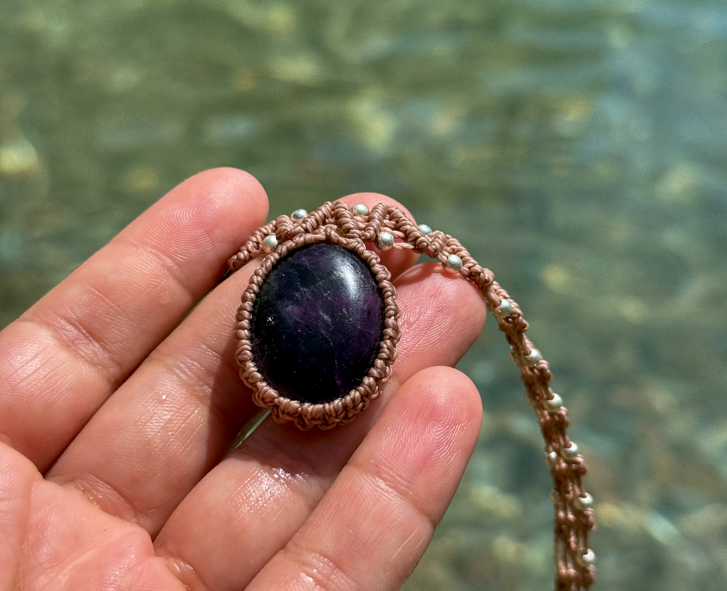Choker malva con Amatista