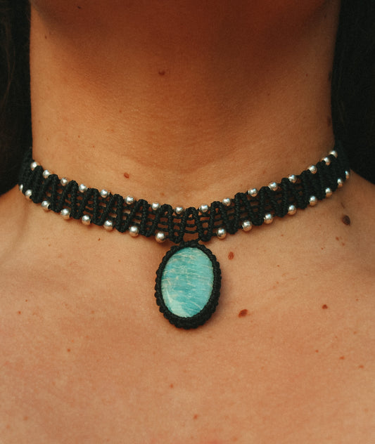 Choker negro con Amazonita