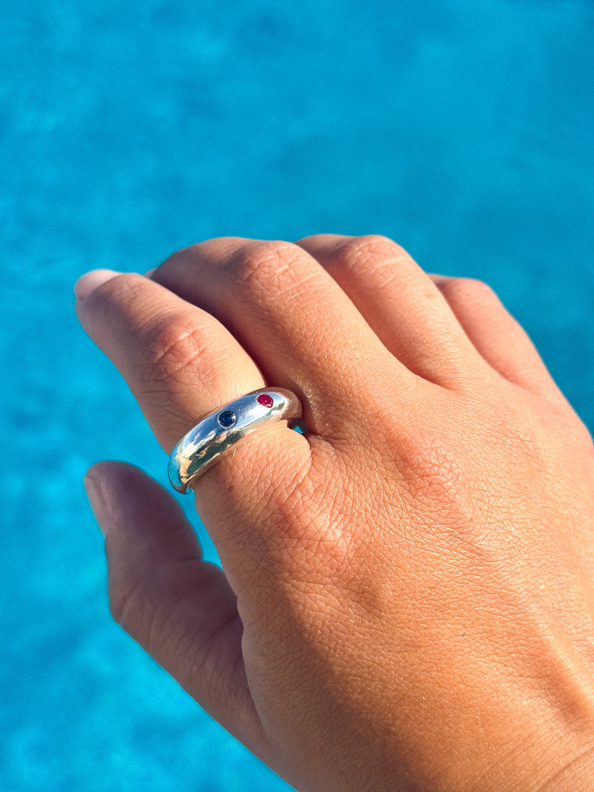 Anillo NUSA con circones