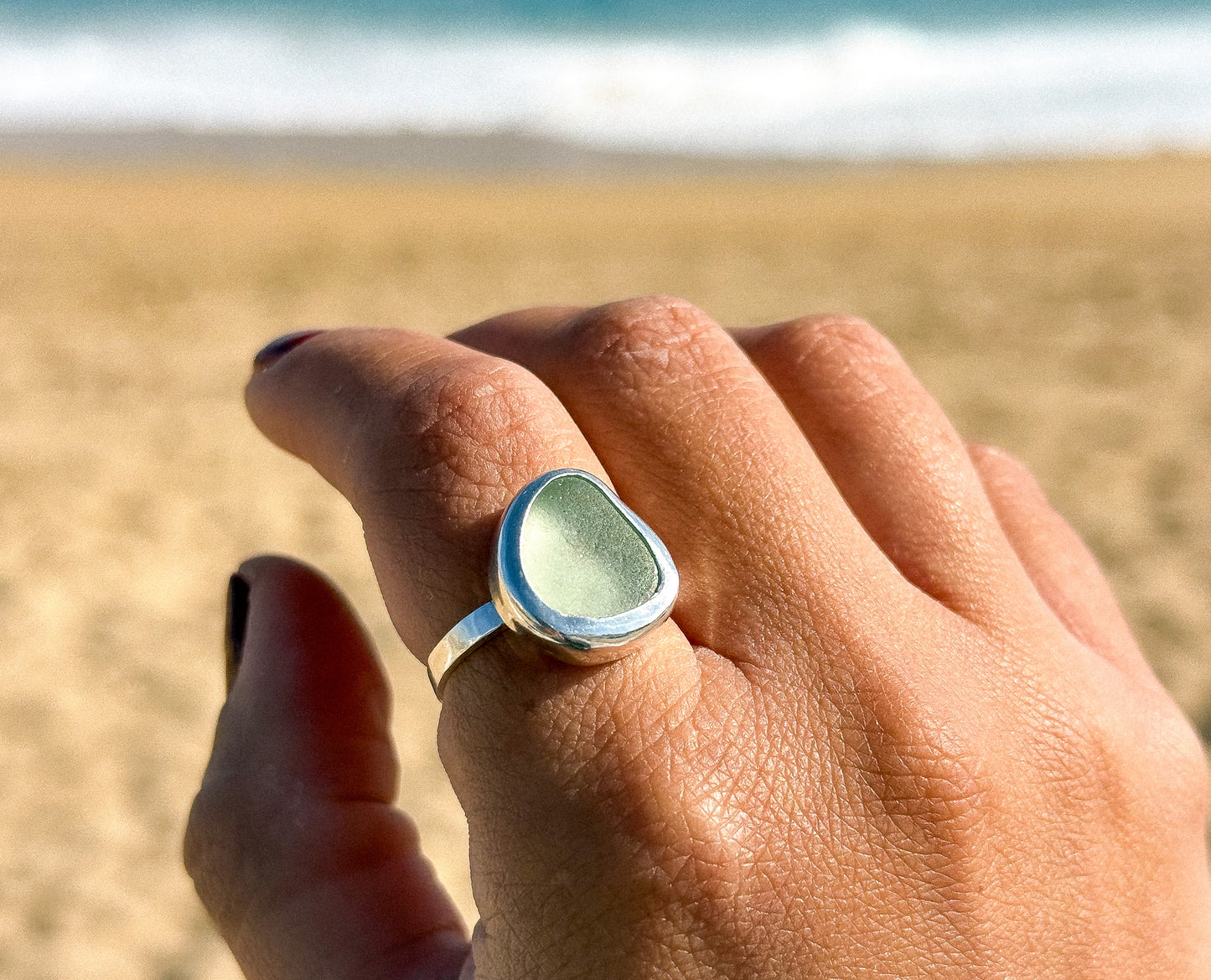 Anillo MAUI con sea glass grande