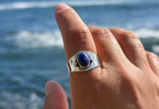 Anillo Antonia con Lapislázuli