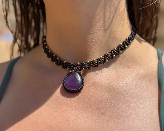 Choker negro con Amatista