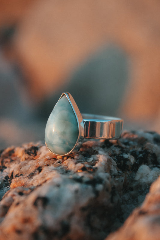 Anillo CALMA con Larimar