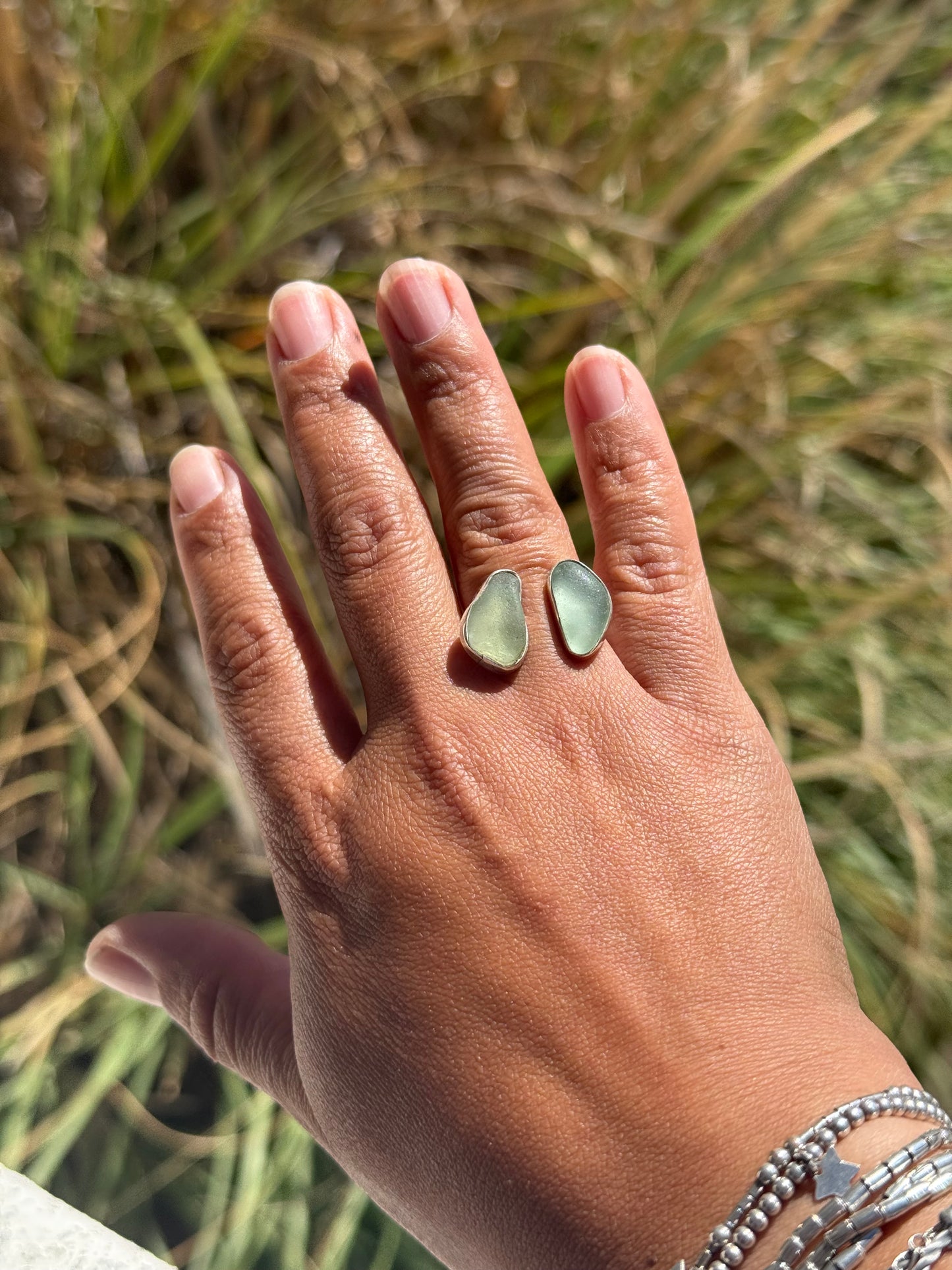 Anillo BRISA con Seaglass verde agua 2